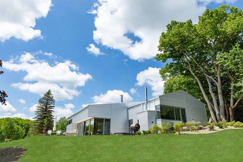 Modern Meets Country