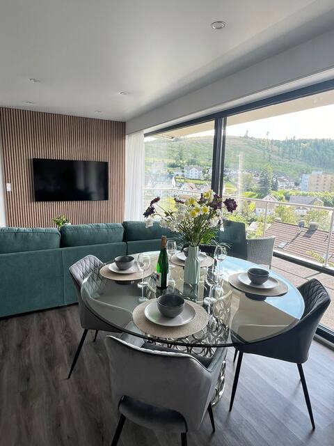 Stylish apartment, great view, self-check-in