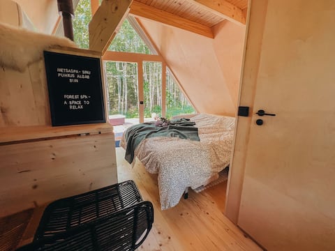 Relaxing ForestSpa with unique steam barrel sauna