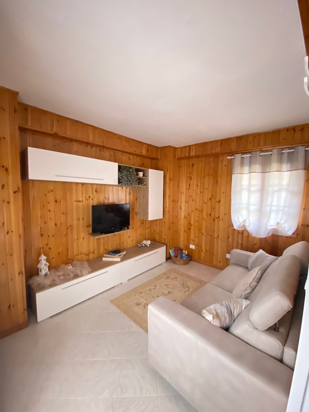 Popular Airbnb listing: The House of the Roggia in Torino