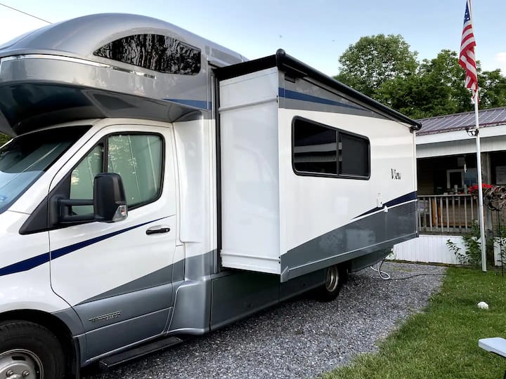 2020 Mercedes Winnebago RV for 6 - Campers/RVs for Rent in Burdett, New ...