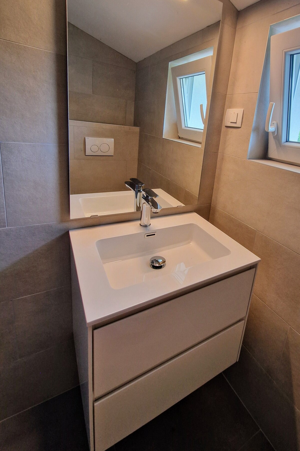 2B · Bliss Apartment for Family and Friends