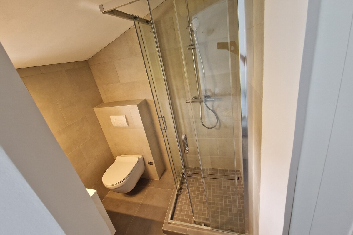 2B · Bliss Apartment for Family and Friends