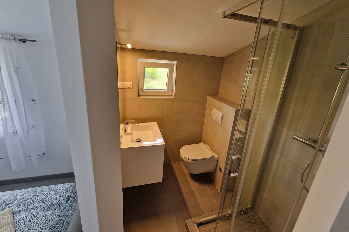 2B · Bliss Apartment for Family and Friends