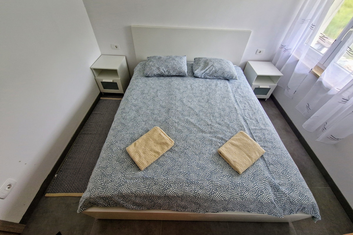 2B · Bliss Apartment for Family and Friends