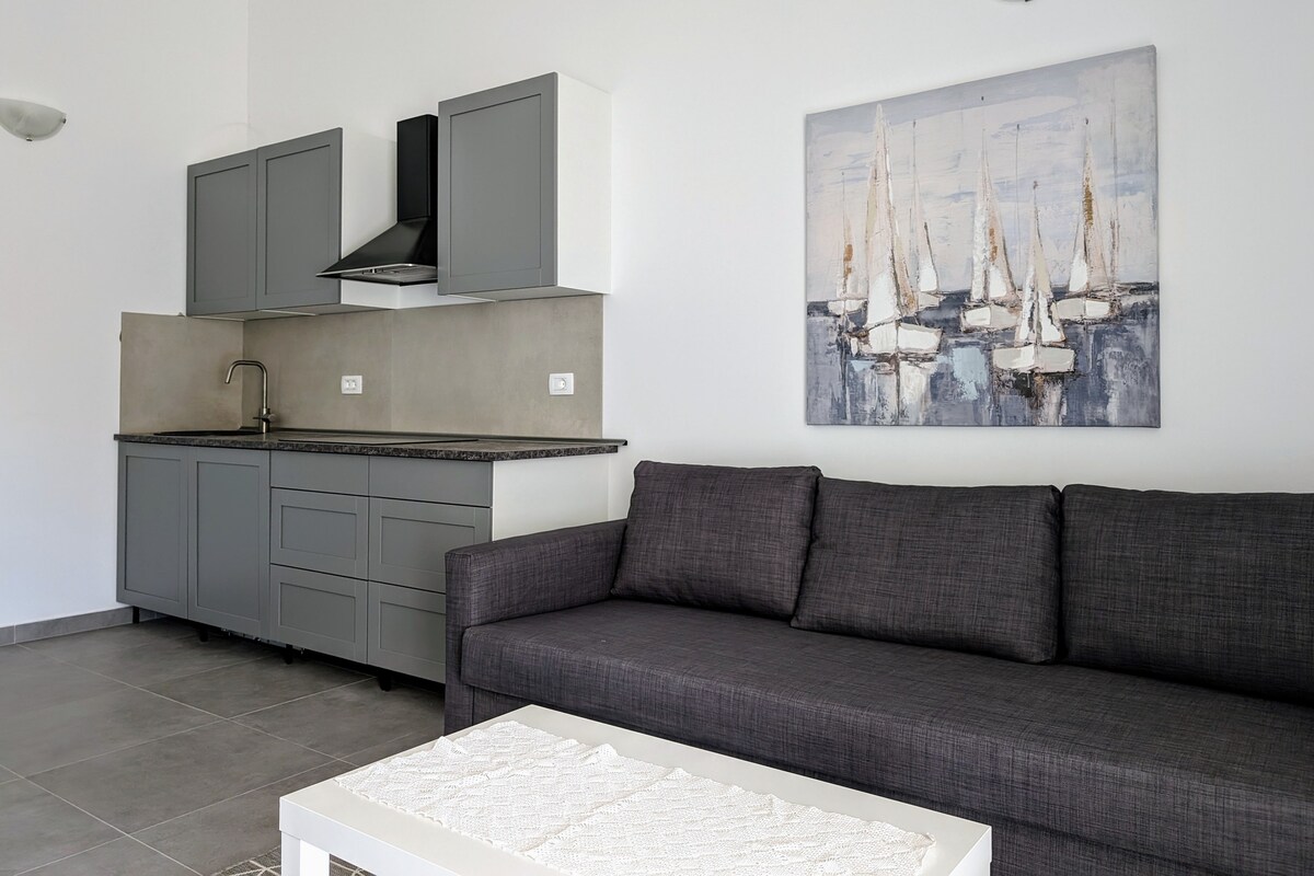 2B · Bliss Apartment for Family and Friends
