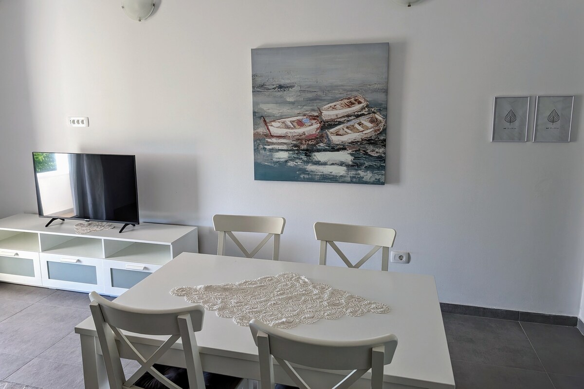 2B · Bliss Apartment for Family and Friends