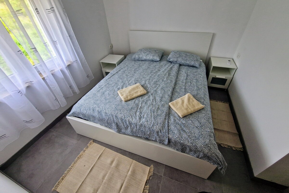 2B · Bliss Apartment for Family and Friends