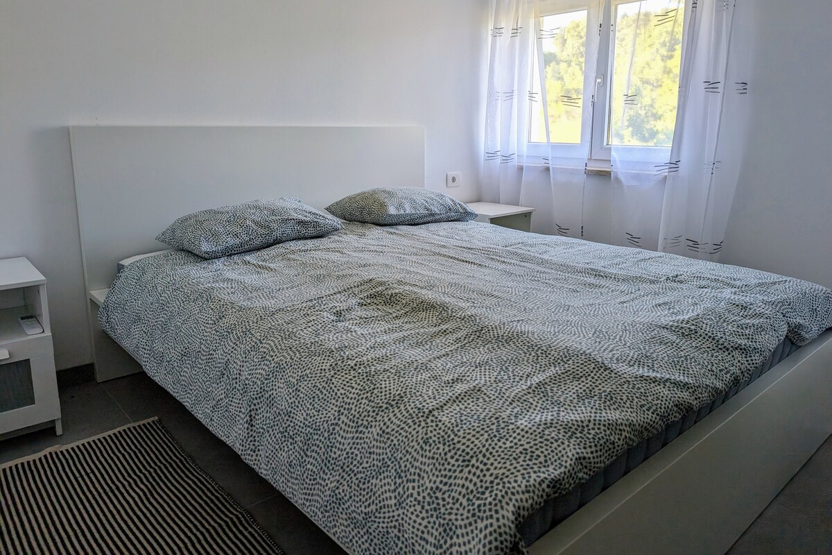 2B · Bliss Apartment for Family and Friends