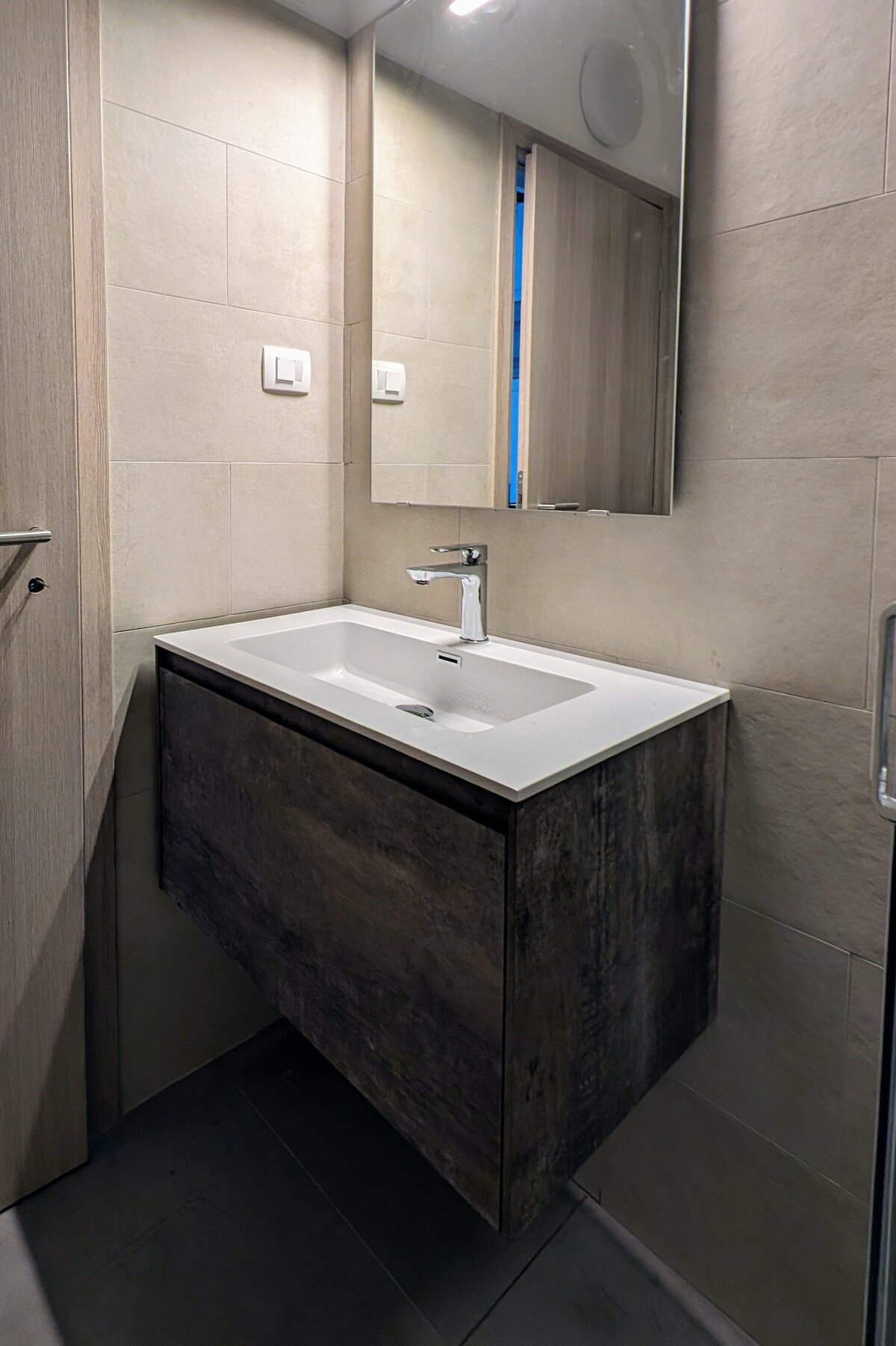 2B · Bliss Apartment for Family and Friends