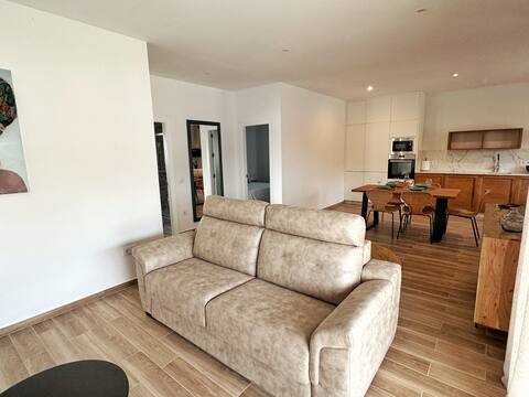 Anuncio de Airbnb popular: Villa Las Olivas en Conil De La Frontera