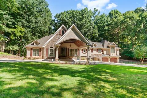 New Rental Luxury Lake Home with Private Dock