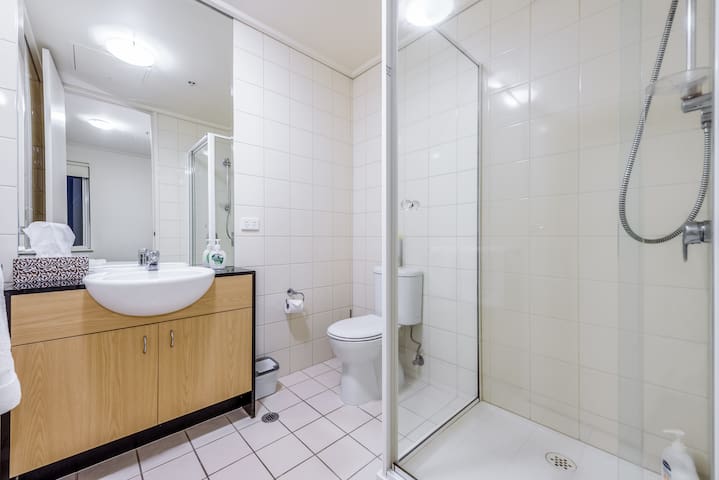 Exclusive Stays – The Centurion II gallery image 4