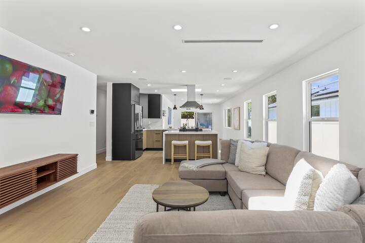 Super Host Resort Home Pool/Spa gallery image 5