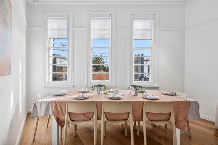 St Kilda Getaway gallery image 2