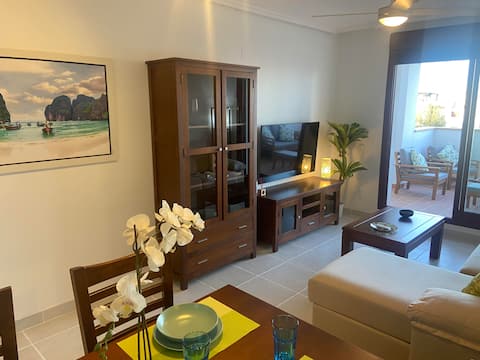 Propiedad de Airbnb exitosa: Beautiful Apartment Vera Playa en Vera