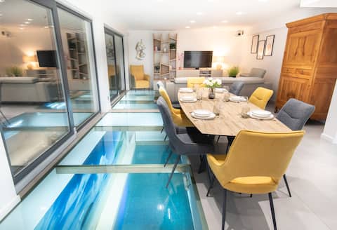 LUXURY Villa with indoor pool, 5 min to sea by Groom*