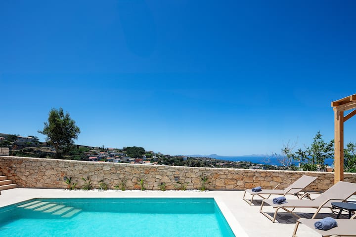 Villa Shine 5 Bdrs  W/private Pool And Playroom - Griechenland