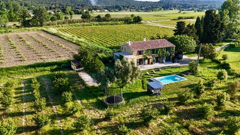 Country house, air-conditioned, heated pool