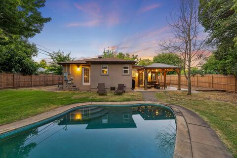 House +Pool, Quiet, Private Yard