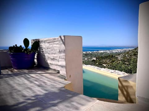 The Villa Francesca-Manfredi Home & Villa annex