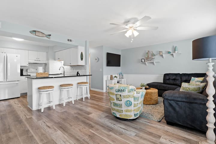 Charming 1br/1ba Condo Sleeps 4/golf Carts Allowed - Ocean Isle Beach, NC