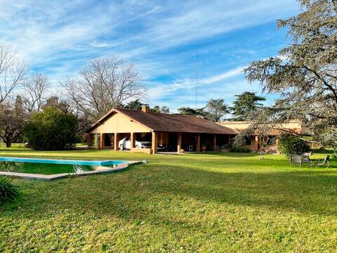 Casa quinta con Pileta en Areco