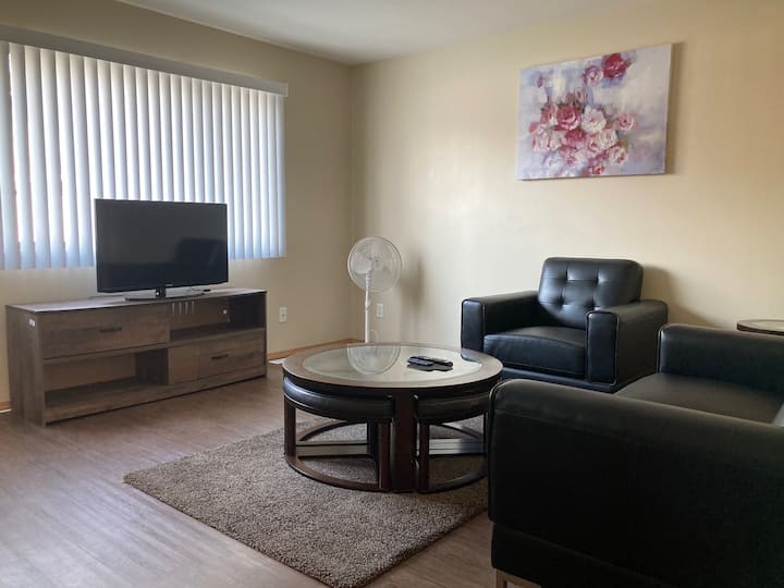 2 Bedroom, 1.5 Bath Townhouse - Grande Prairie