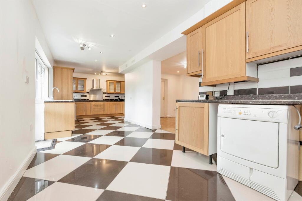 Successful Airbnb property: Walden in Hertsmere