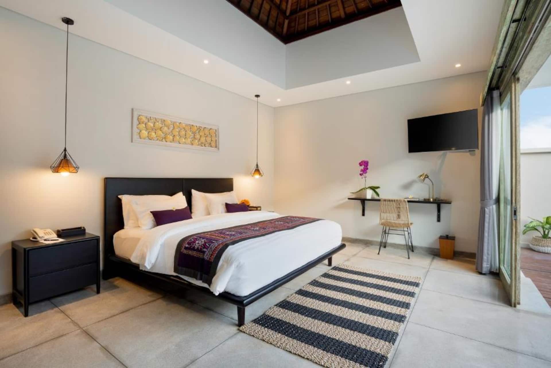 Steps From Surf 1 Bedroom Private Villa in Canggu 3