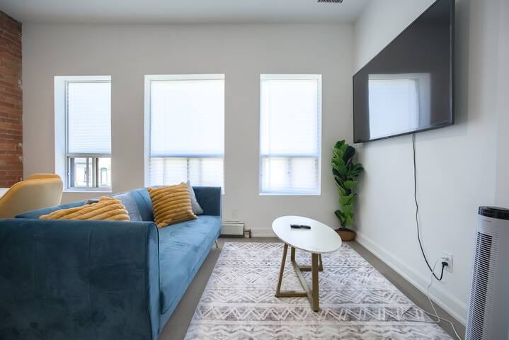 ⁠2 King Bed Presidential Suite in The Annex gallery image 5