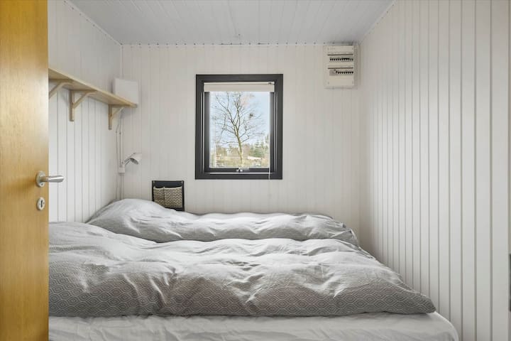 Habitación 2: 2 camas individuales 