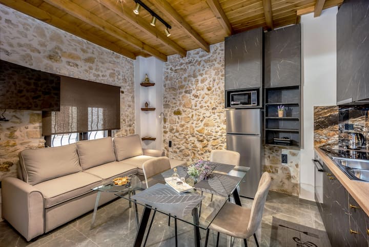 Anassa 12 Luxury Two Bedroom Apartment - Iraklion