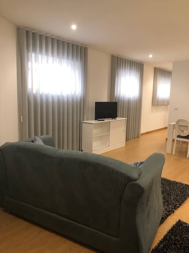 Casa Do Meio R/c - Freamunde
