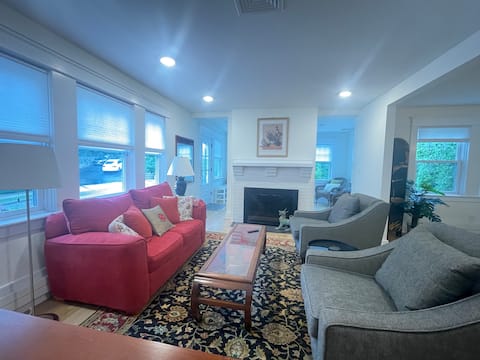Popular Airbnb listing: Lovely & Quiet 2BR in Brighton in Boston