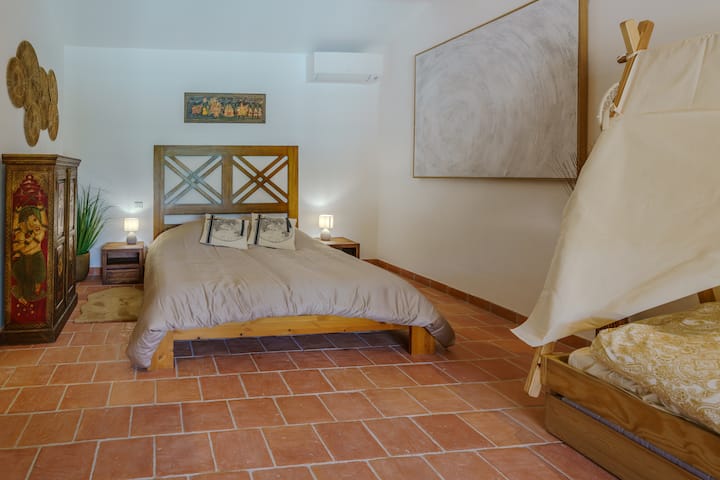 საძინებელი 2