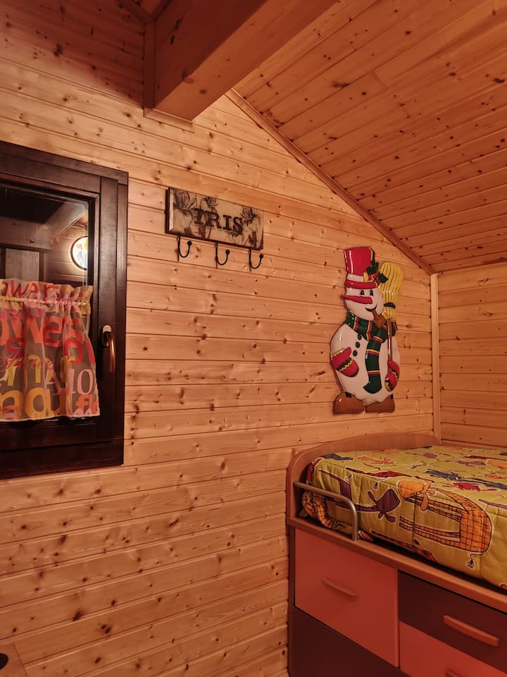 საძინებელი 2