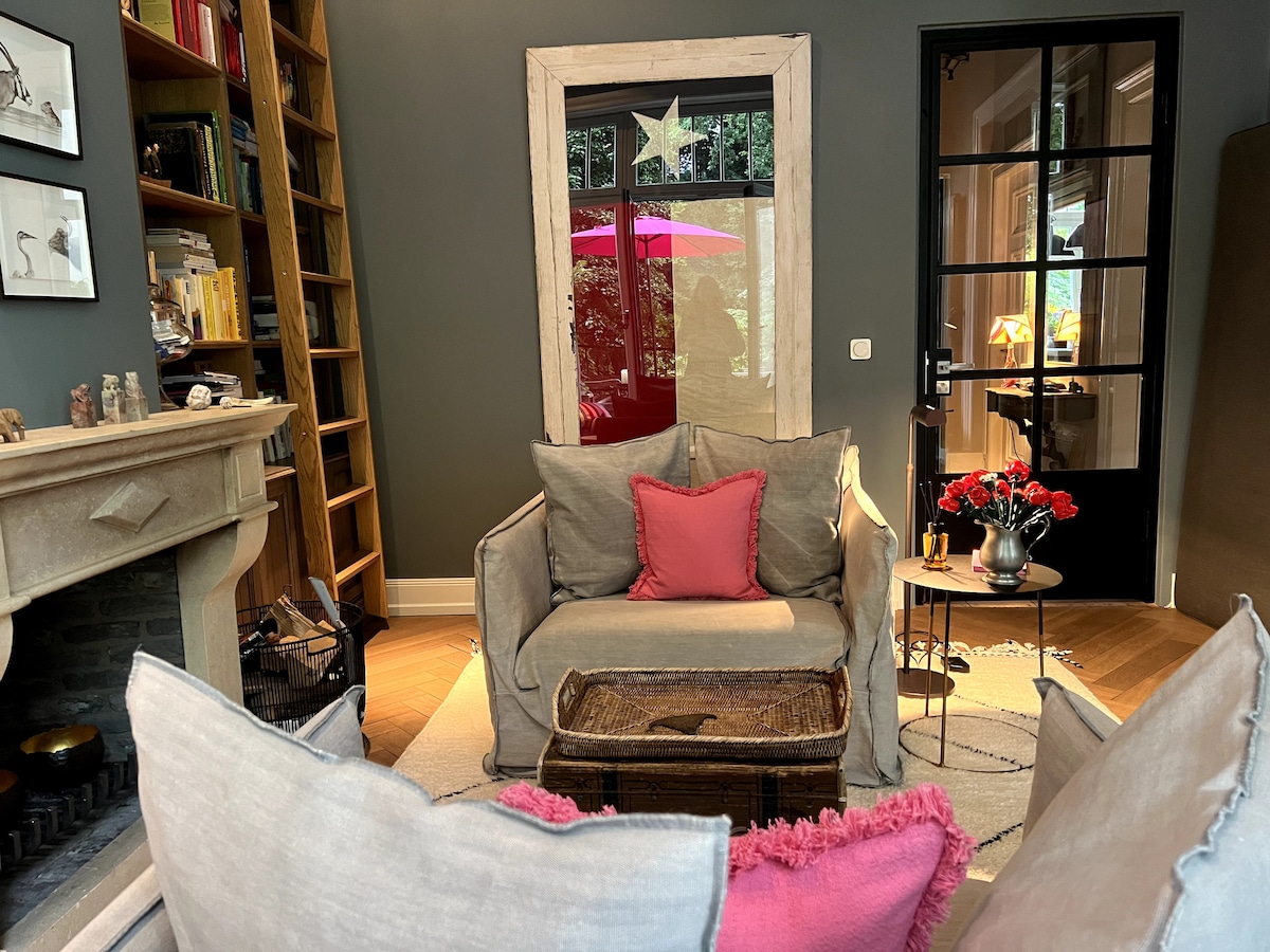 Successful Airbnb property: Historic Townhouse in Rotherbaum