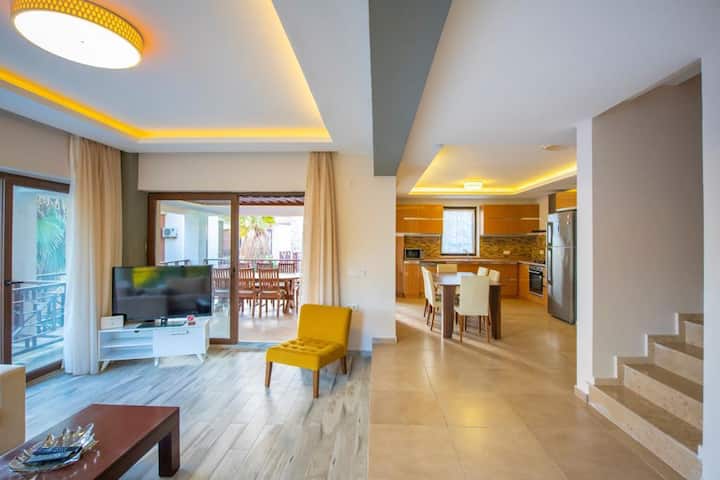 Villa Dilara; Göcek'te ÖZel Havuzlu Lüx Villa - Göcek
