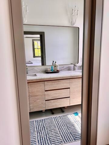 Luxury Charlestown! city home! gallery image 4