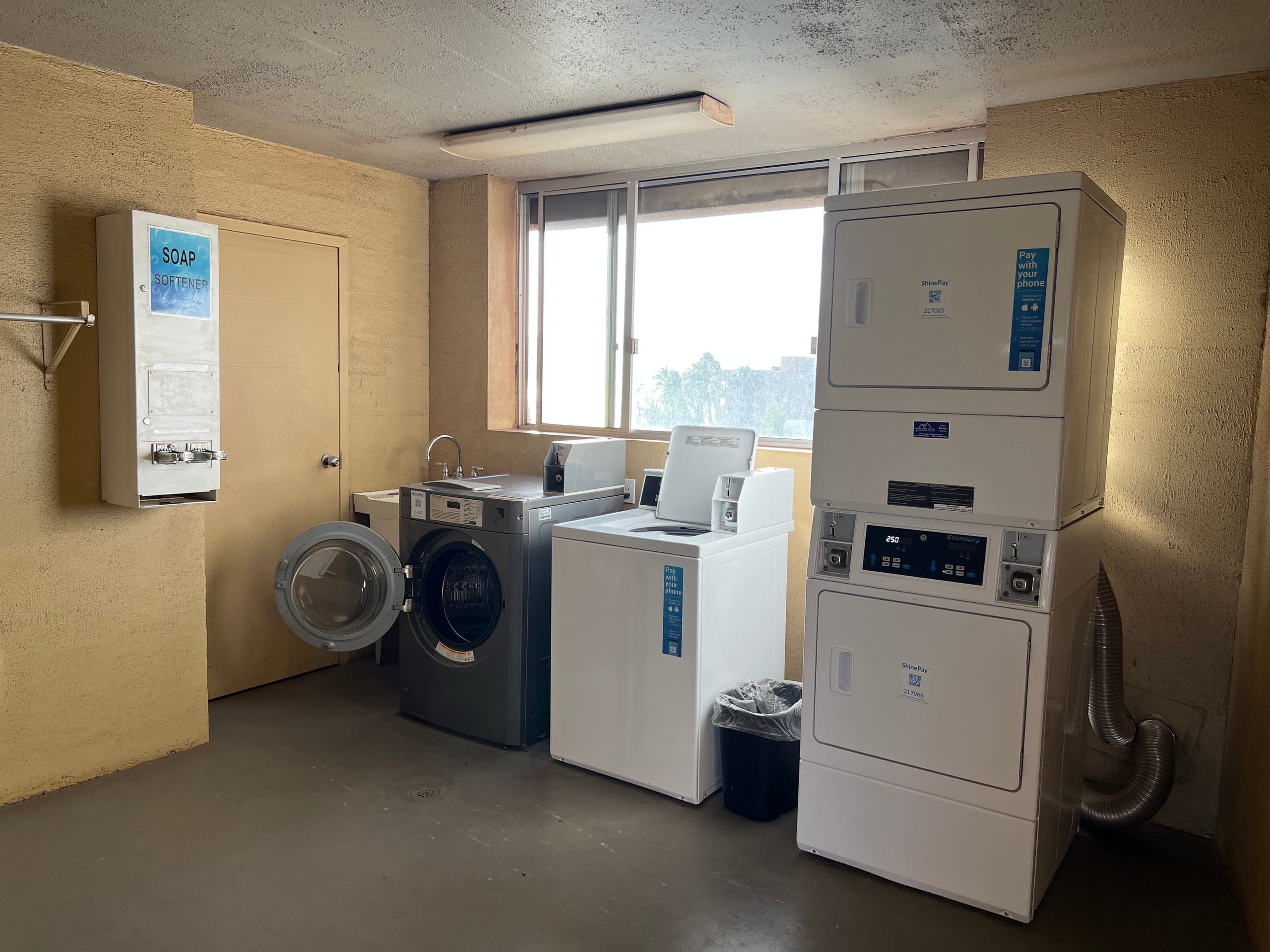 Condo in Kihei · ★4.89 · 1 bedroom · 2 beds · 2 baths - Image 25