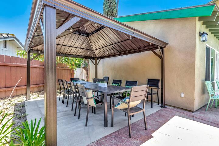 *Tropical Bliss – Heated Spa/Games/12 min to dwtn gallery image 4