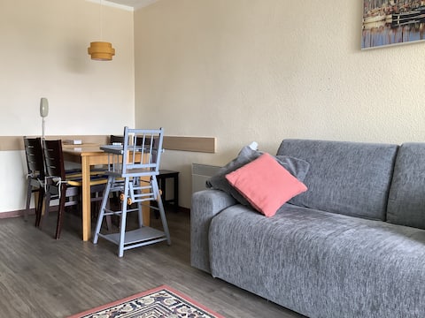Top Airbnb: Cozy studio 3 minutes from the beach. in Trouville Sur Mer