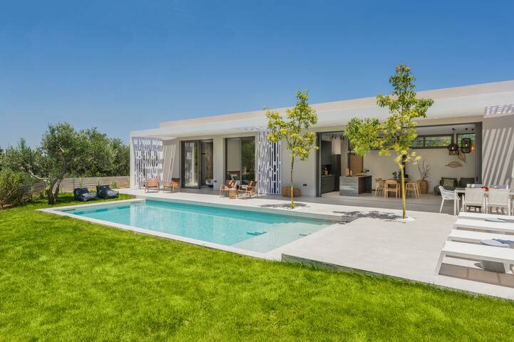 Villa Grego III • Heated Pool Near Georgioupolis
