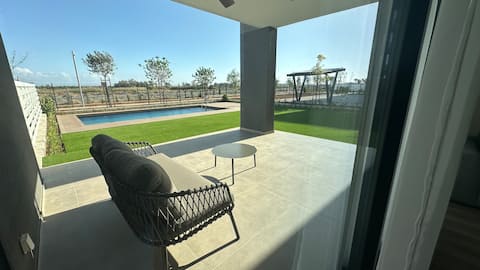 WB 001 Sunset Gardens