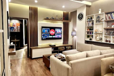 Cozy 2 Bedroom Condo Retreat