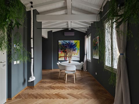 Successful Airbnb property: Rego Apartments-Penthouse 2 Bedrooms & Private Spa in Bergamo