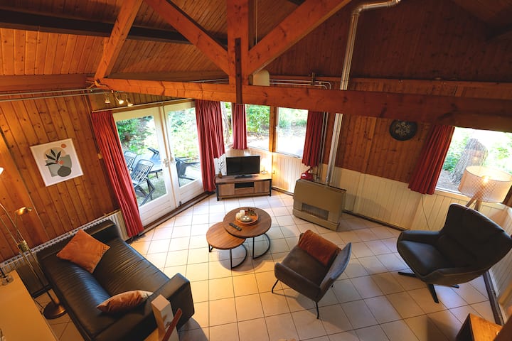 Knus Split-level Natuurhuisje In Bosrijke Omgeving - Soest
