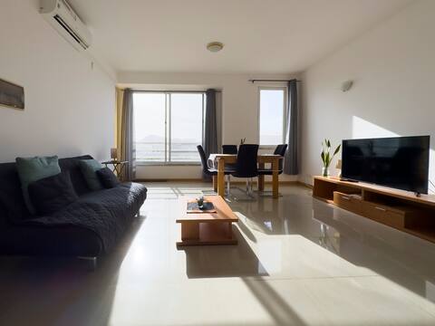 2 bdr apt in Achada St Antonio, Fast Wi-Fi - LCGR