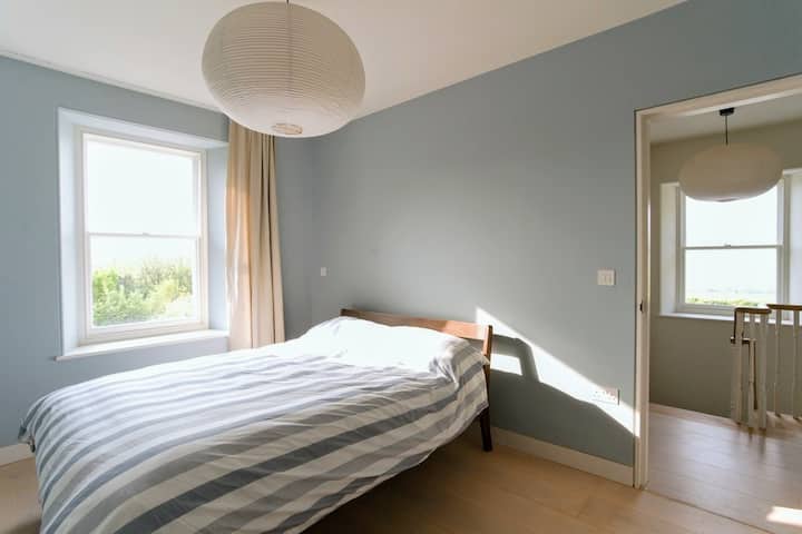 ห้องนอน 3 - ชั้นบนเตียงคิงไซส์